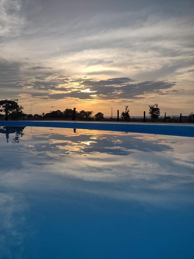 Pousada O Canto Da Seriema Nobres Extérieur photo