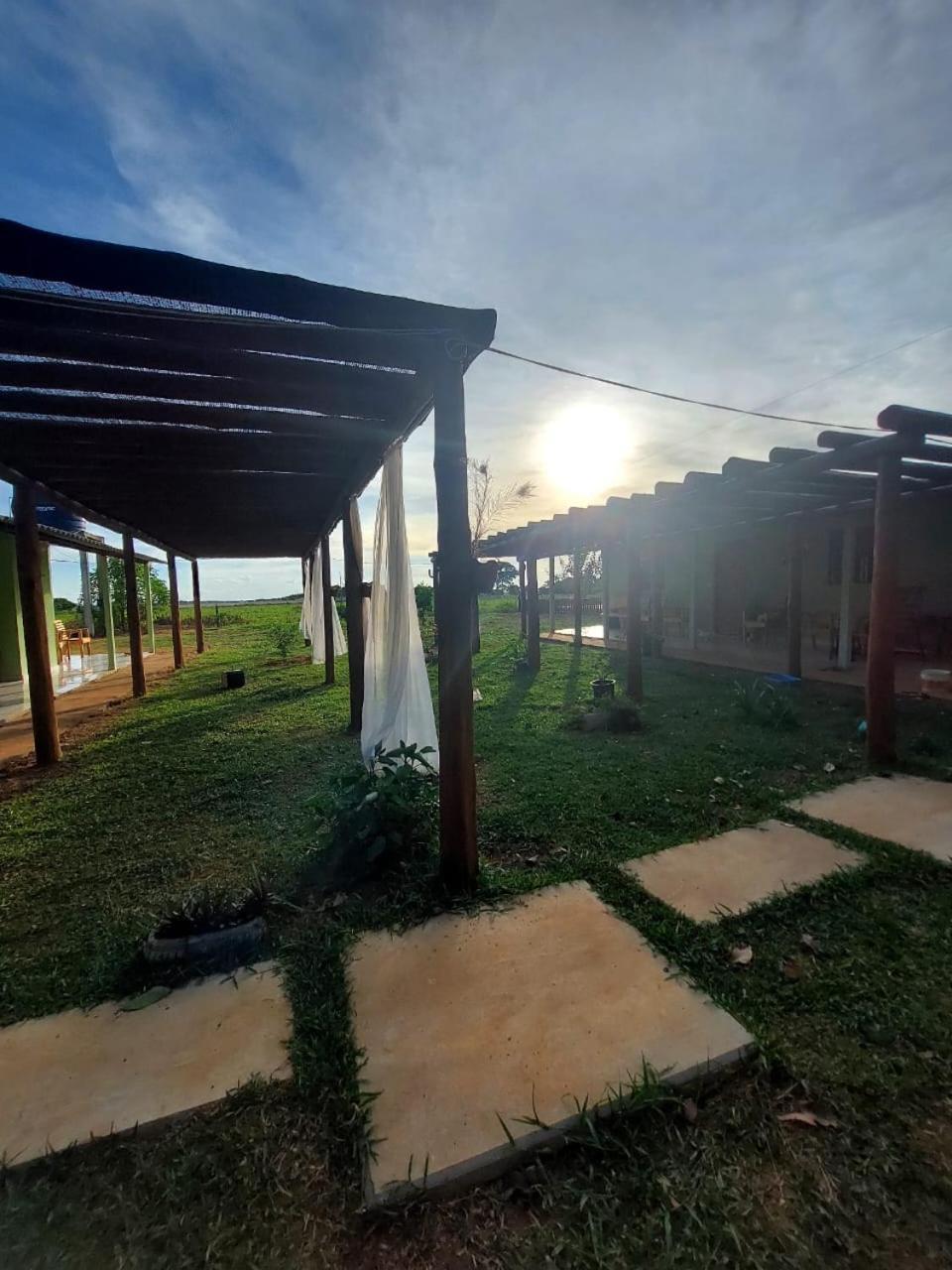 Pousada O Canto Da Seriema Nobres Extérieur photo